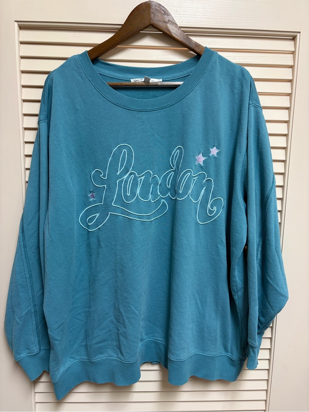 Seven7 London Embroidered Sweatshirt Womens XL Blue Crewneck Pullover Stars